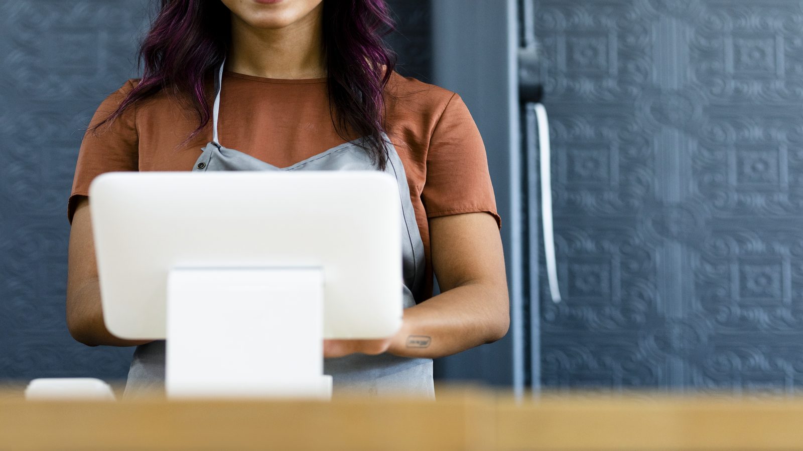 Lightning Payments for Shops: A 2026 Checklist for Fees, Settlement, and Refunds